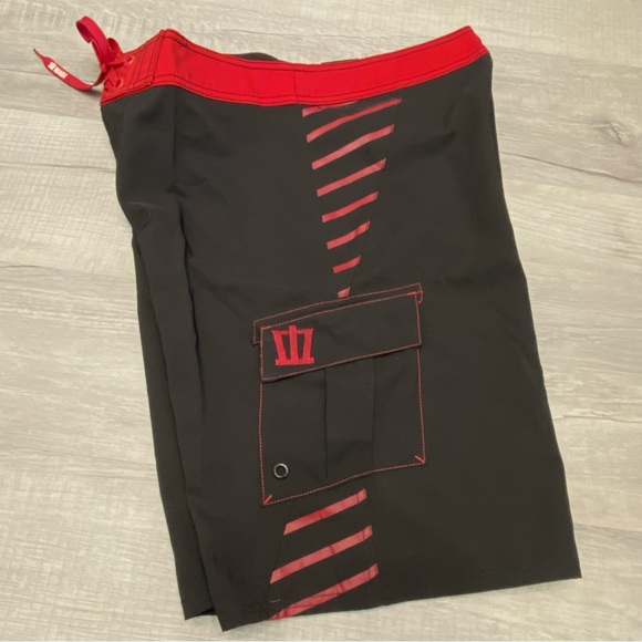 Mada Trunks / Boardshort - Size 34 - Picture 4 of 4